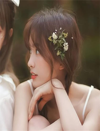 情色片文化解读：《黑暗之中》的叙事结构与视觉语言 ——深入探索情色片的艺术世界